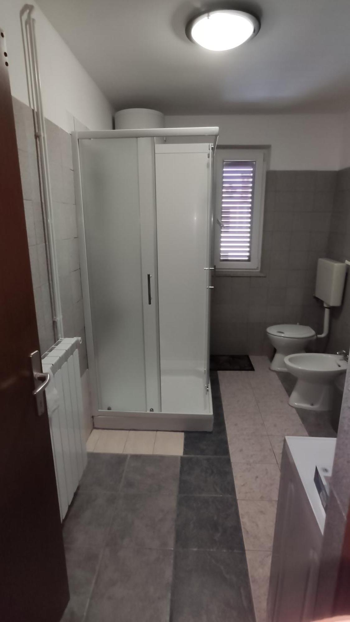 Ema Apartment ลาบิน ภายนอก รูปภาพ