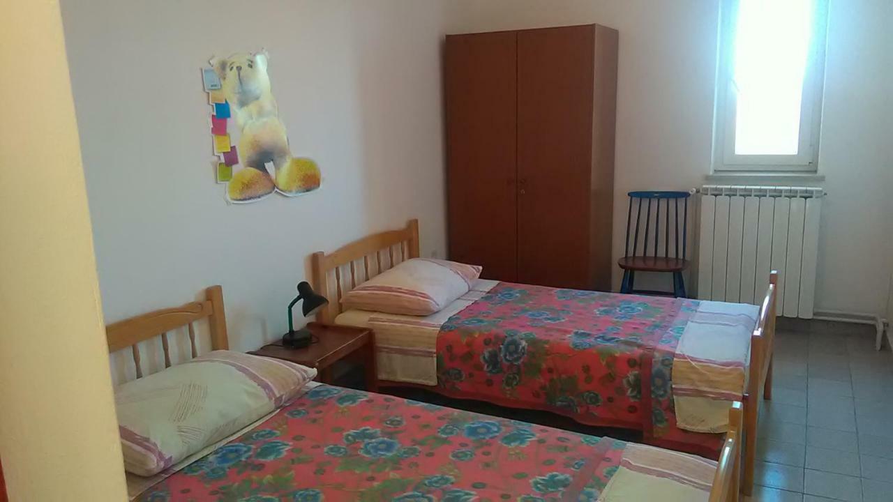 Ema Apartment ลาบิน ภายนอก รูปภาพ
